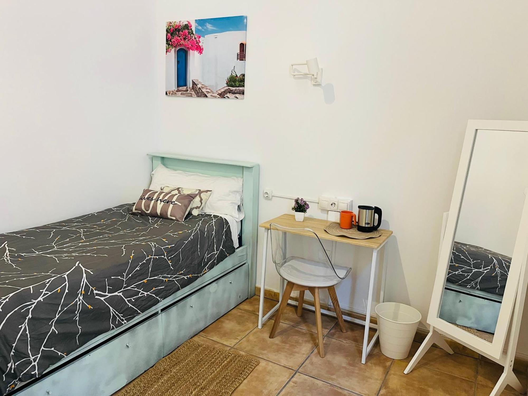 Malak-Rooms Malaga Exterior photo